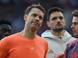 Zur Unzeit für den FC Bayern: So erklärt Kompany das Blitz-Aus von Manuel Neuer