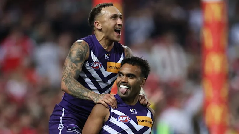 Sydney v Fremantle player ratings: Brightest stars and stunning moments on a night of agony and ecstasy at the SCG