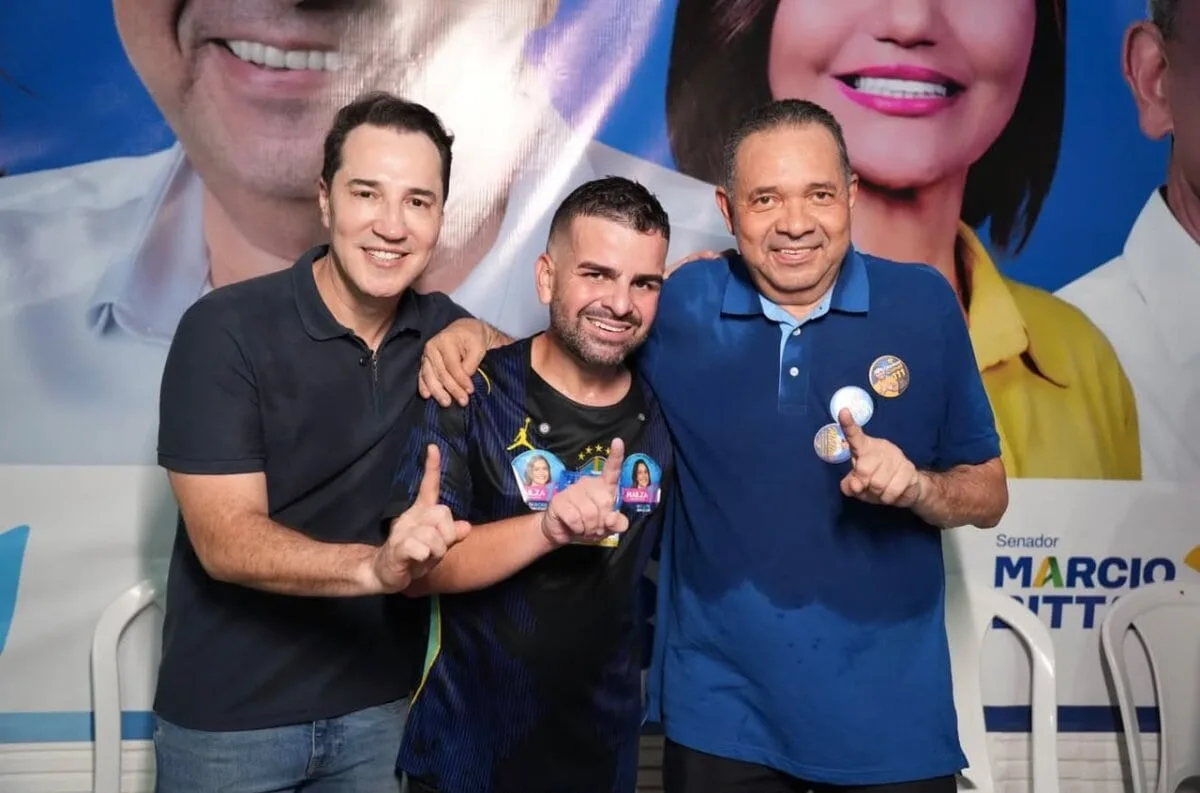 Rodrigo Damasceno reafirma apoio a Manoel Moraes durante inauguração de comitê em Tarauacá