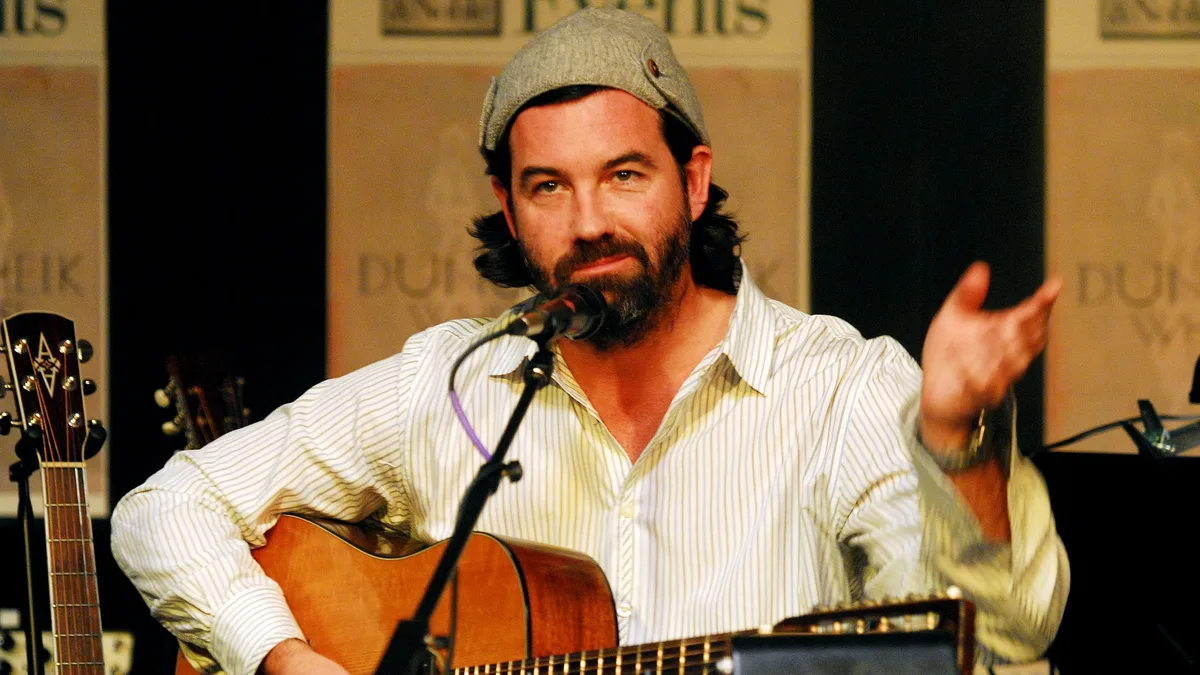 Award-Winning ’90s Pop Star Duncan Sheik Dies at 56