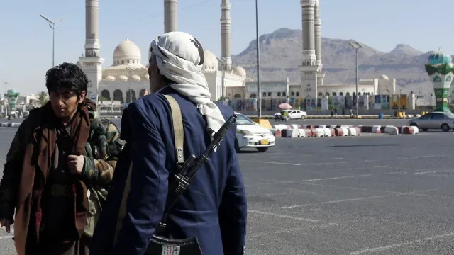 EUA temem "rápida escalada" após ataques dos Hutis à Arábia Saudita