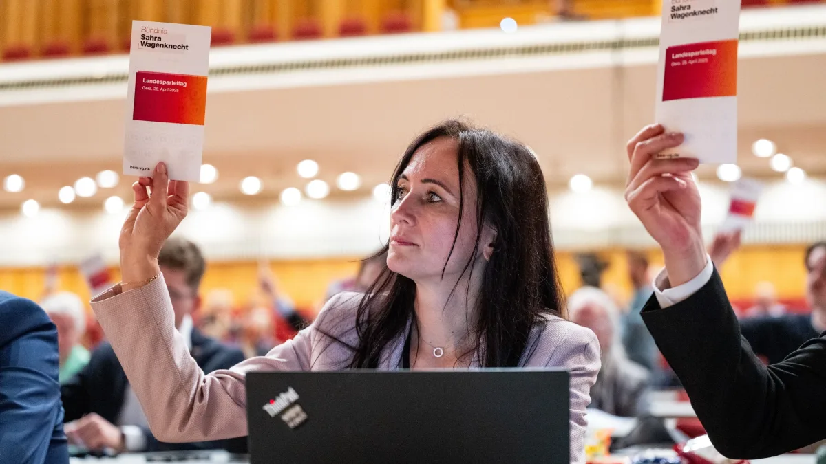 Deutschland-Liveblog: Zwei BSW-Abgeordnete scheren aus Brombeer-Koalition aus