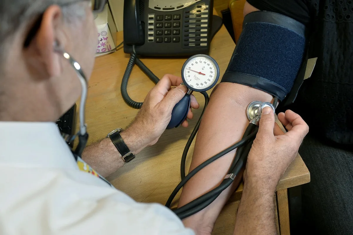GPs could use AI chatbots to diagnose patients ahead of visits, says study