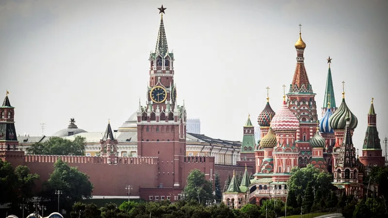 Guerre en Ukraine: la Russie dit préparer des "frappes massives" contre des "installations du secteur énergétique"