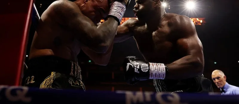 Dubois defeats Wardley in short order to retain WBO heavyweight title