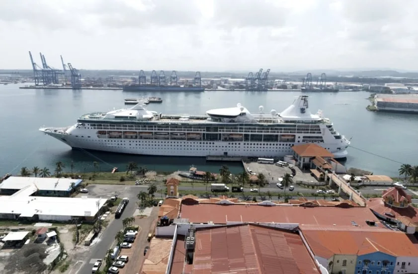 Repuntan las operaciones de embarque y desembarque de cruceros en Panamá