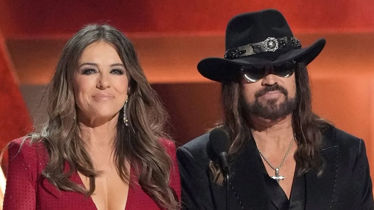 Liz Hurley und Billy Ray Cyrus: Haben die beiden sich verlobt?
