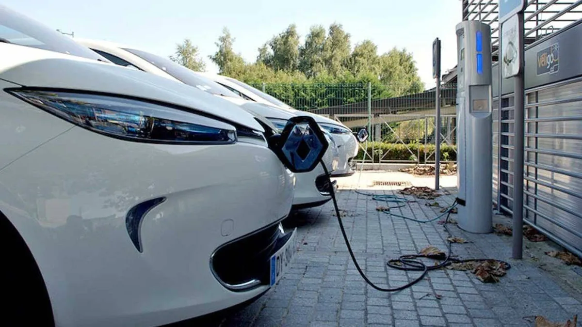 Use of EVs going up steadily: Consumption at public chargers rises by 72%