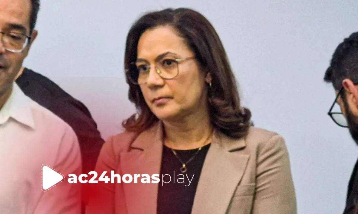 Mailza Assis destaca legado de Ayres Rocha e presta solidariedade à família