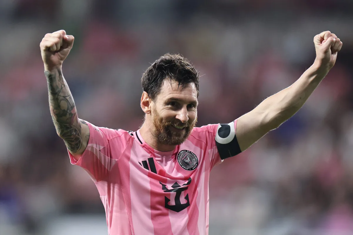 Cuatro goles, una asistencia y una jugada “a lo Maradona”: la histórica actuación de Messi en la aplastante victoria del Inter Miami