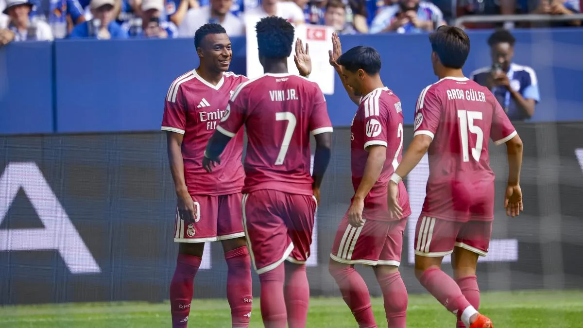El Real Madrid se gusta ante el Schalke con un Mbappé comprometido