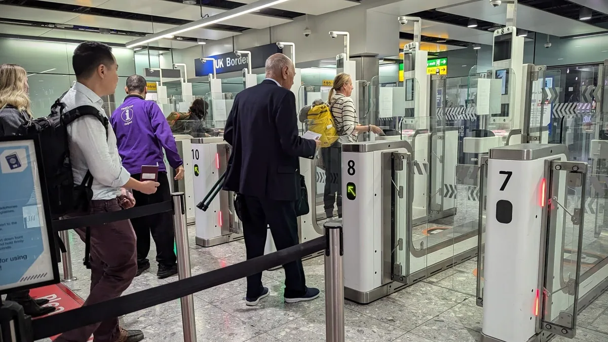 Visas numériques : alors qu'ils sont très pratiques, les compagnies aériennes ont du mal à vérifier leur authenticité