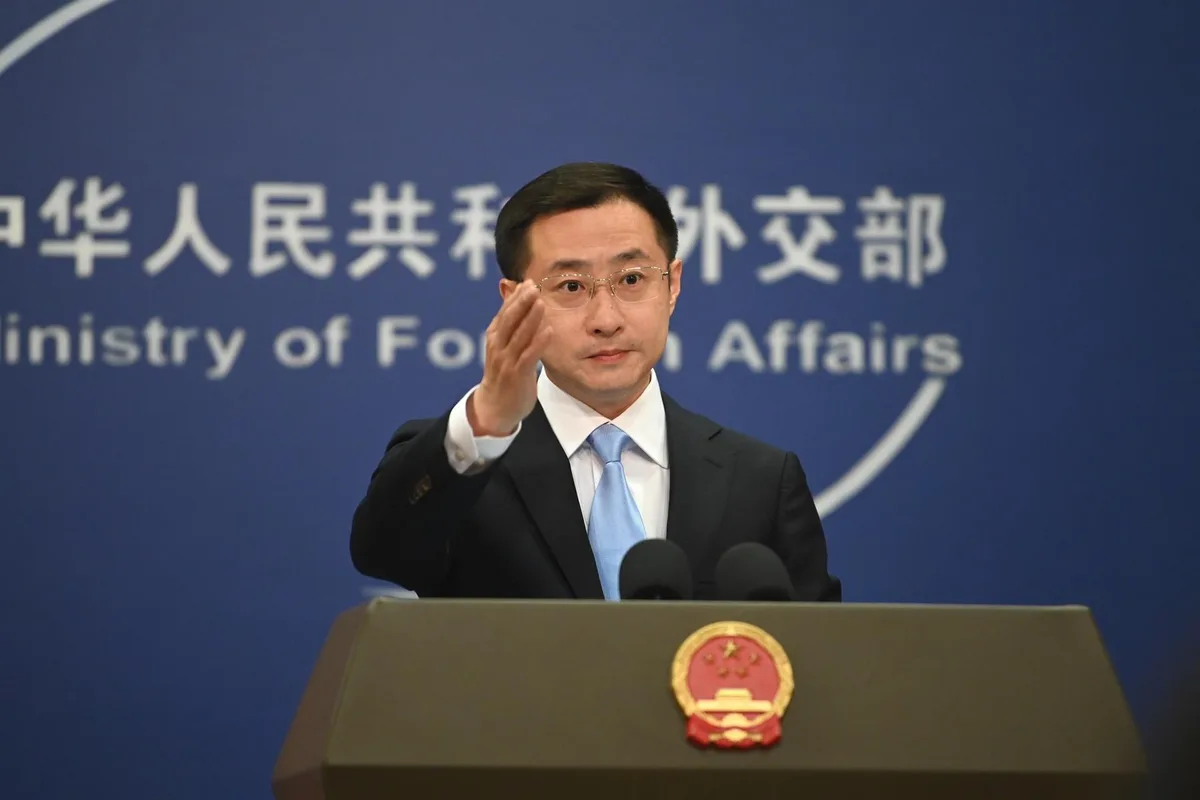 China adoptará "todas las medidas necesarias" para proteger sus intereses de posibles sanciones de EEUU por Irán