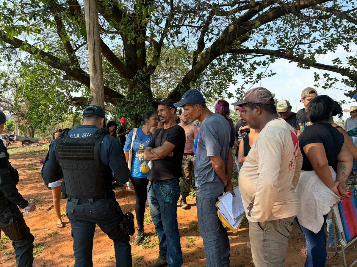 Grupo tenta invadir terreno de espólio ligado a grupo bilionário