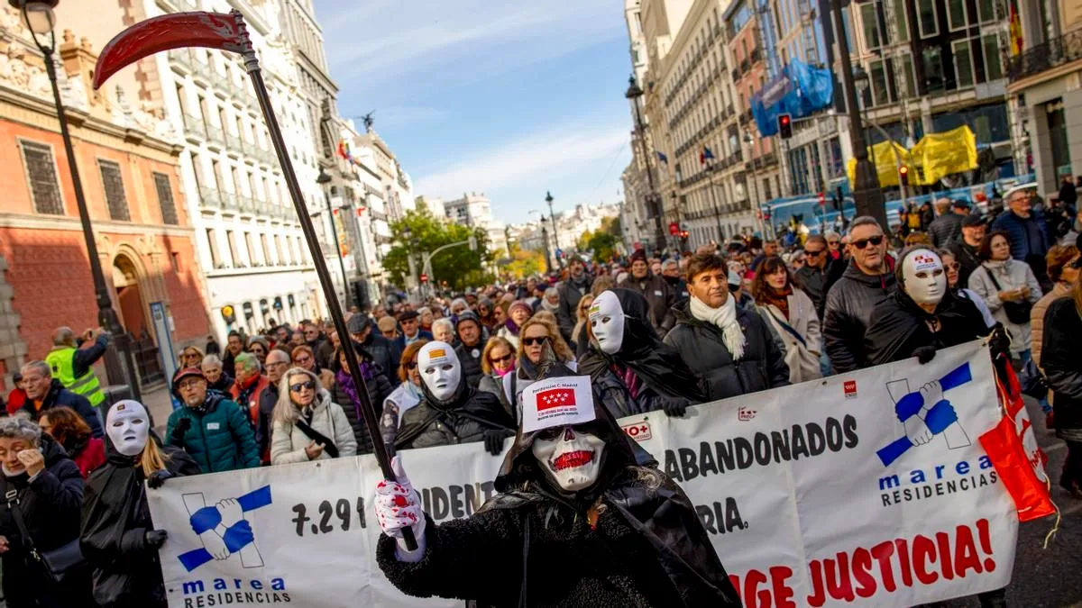 Una jueza pide una macrocausa para investigar los 'protocolos de la vergüenza' en las residencias madrileñas durante la pandemia