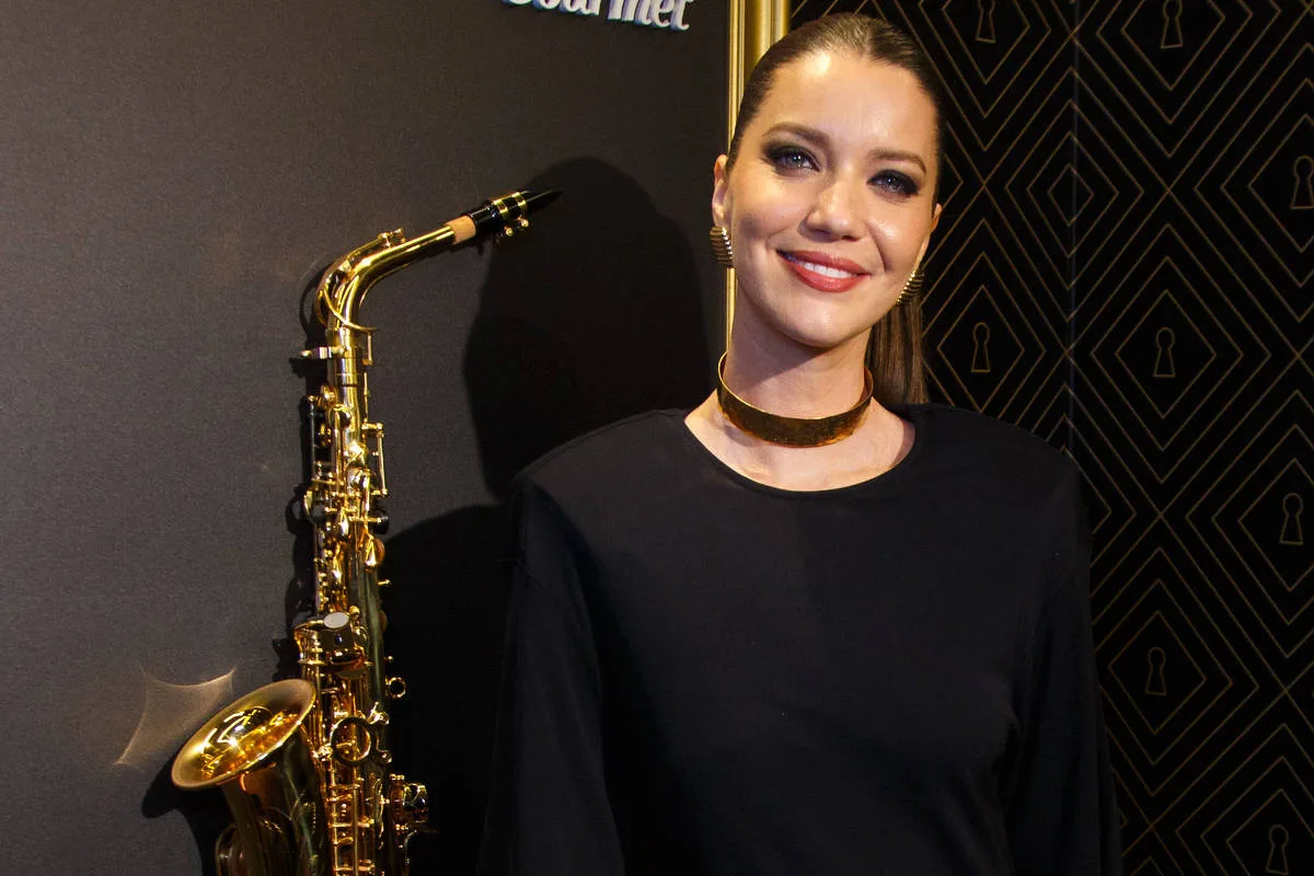 Rock in Rio: 'Amo todas as teorias', diz Nathalia Dill sobre morte de Francesa em novela