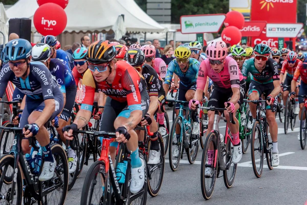 El granizo deja a La Vuelta sin su primer final en alto