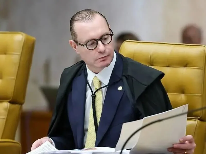 Zanin recebe da PF cópia dos dados do celular de Daniel Vorcaro