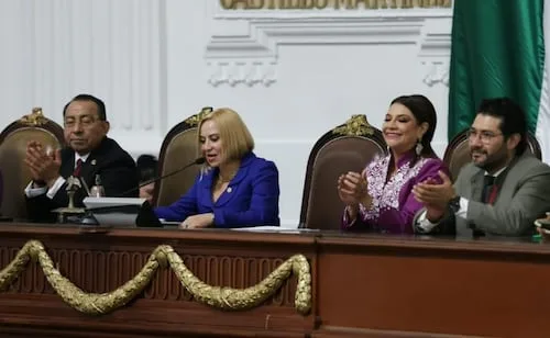 No estamos para aplaudir por obligación: presidenta del Congreso a Brugada tras Segundo Informe de Gobierno; "usted ha venido a rendir cuentas", dice