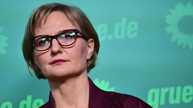 Berliner Abgeordnetenhauswahl: Grünen-Chefin will Garantien von Linken-Wahlsiegerin Eralp