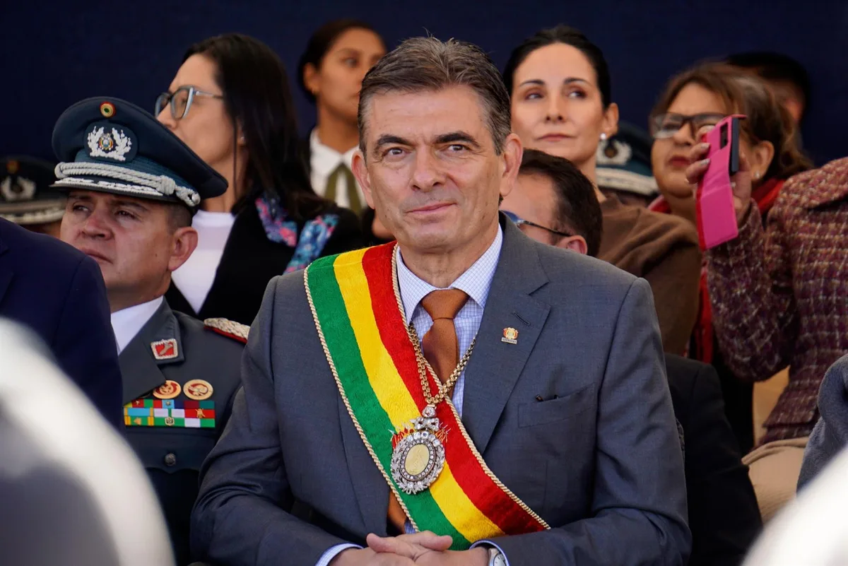 El Gobierno boliviano respalda al ministro de Economía pese a ser censurado por la Asamblea