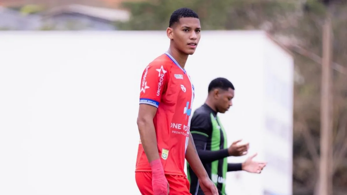 Botafogo acerta empréstimo do atacante William Lopes, revelação do Boston City