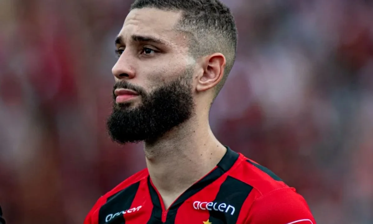 Vitória paga dívida de Wagner Leonardo e encaminha fim do transfer ban