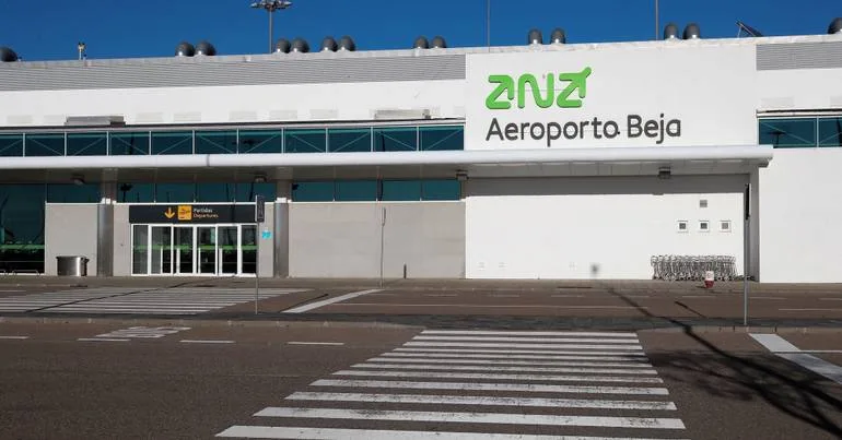 Nova escola de pilotos: Chega questiona escolha de Tancos