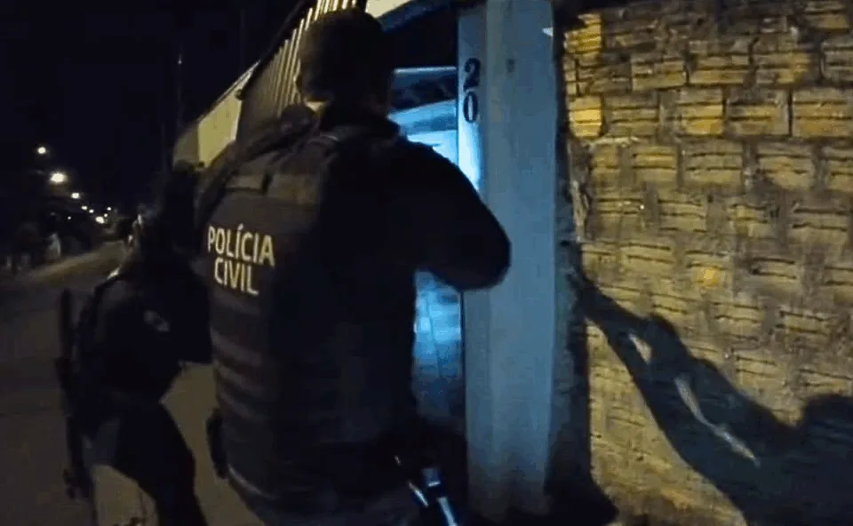 Operação prende quatro pessoas após assalto violento e roubo de R$ 60 mil em Apucarana; veja vídeo