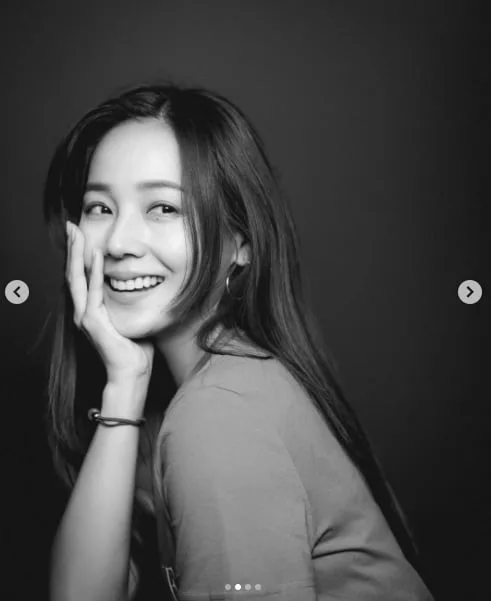 ’45세’ 유진, 세월 빗겨간 ‘요정 미모’..“가장 자연스럽고 나 다운”