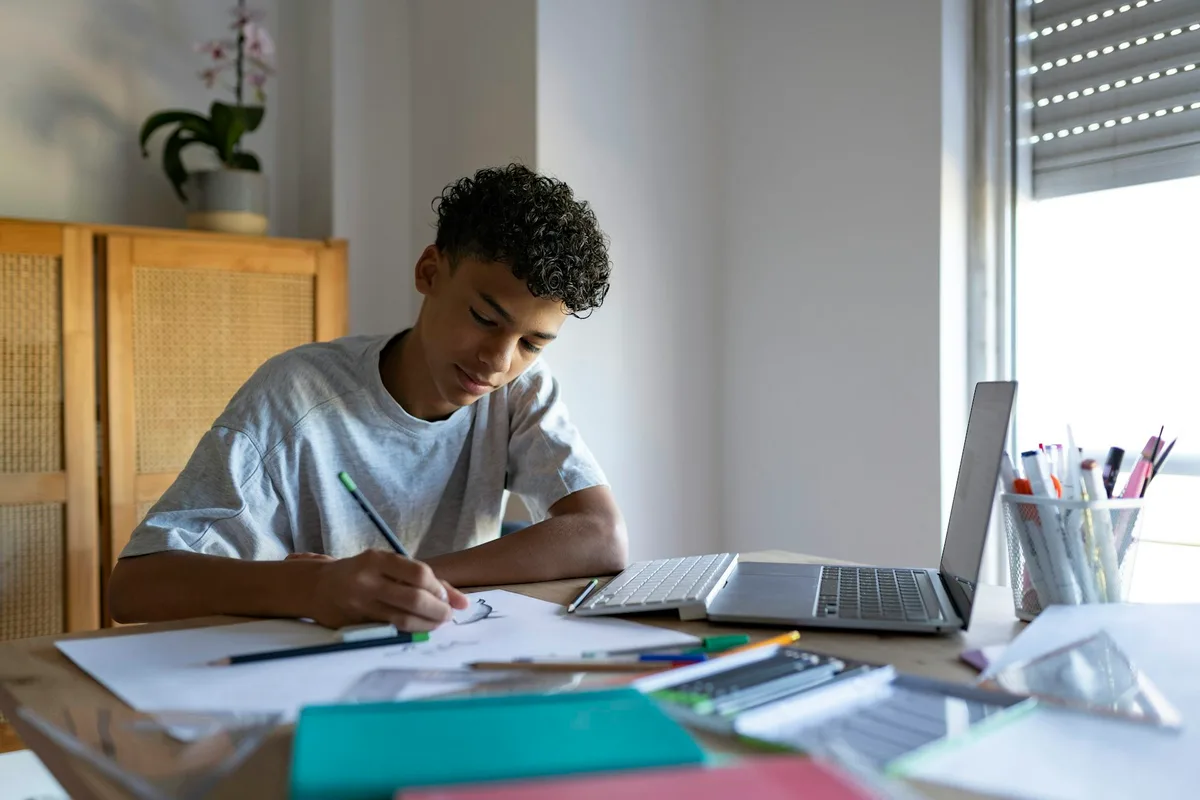 Doing end-of-year exams? 5 foods that are good for brain health – and what to avoid