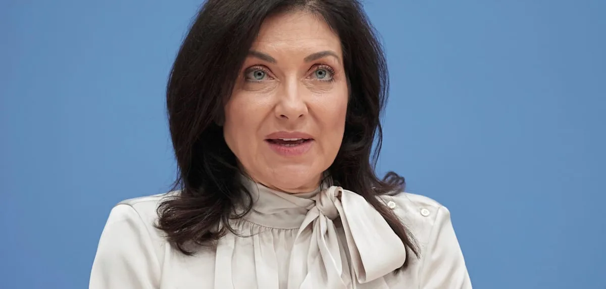 Wirtschaftsministerin Reiche widerspricht Kabinettskollegen Wildberger bei KI-Steuer