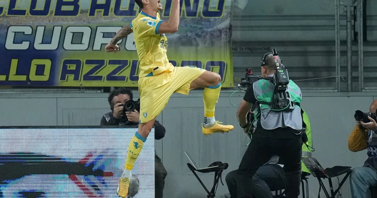 Serie A: el insólito blooper de Sassuolo que Frosinone transformó en gol