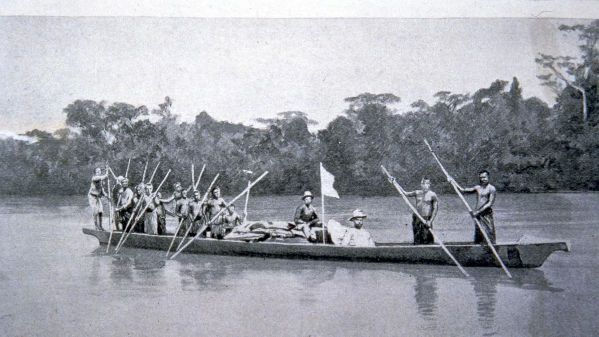 Con enaguas y de luto en el trópico africano
