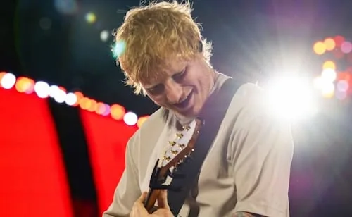 Cuatro artistas abandonan la gira de Ed Sheeran tras salida de Macklemore; acusan censura