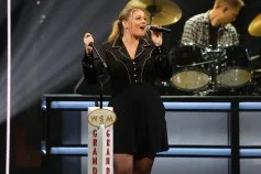 Lauren Alaina & Chase Matthew’s ‘Exes’ Takes the Pair to No. 1 on Country Airplay