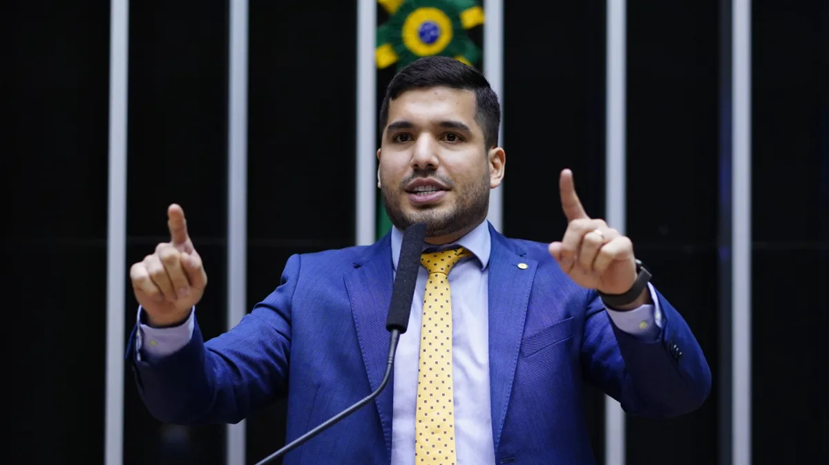 André Fernandes, bolsonarista aliado de Ciro Gomes, triplica patrimônio em 2 anos