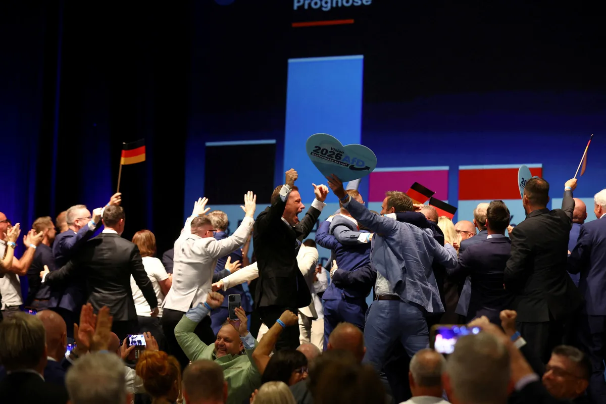 Allemagne : l'AfD remporte une victoire historique aux élections régionales, le casse-tête des coalitions commence