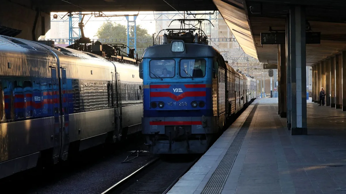 Un train à destination de Varsovie frappé par un drone russe près de la frontière polonaise en Ukraine