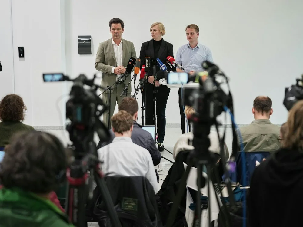 Berlin: Das halbe Land sondiert mit