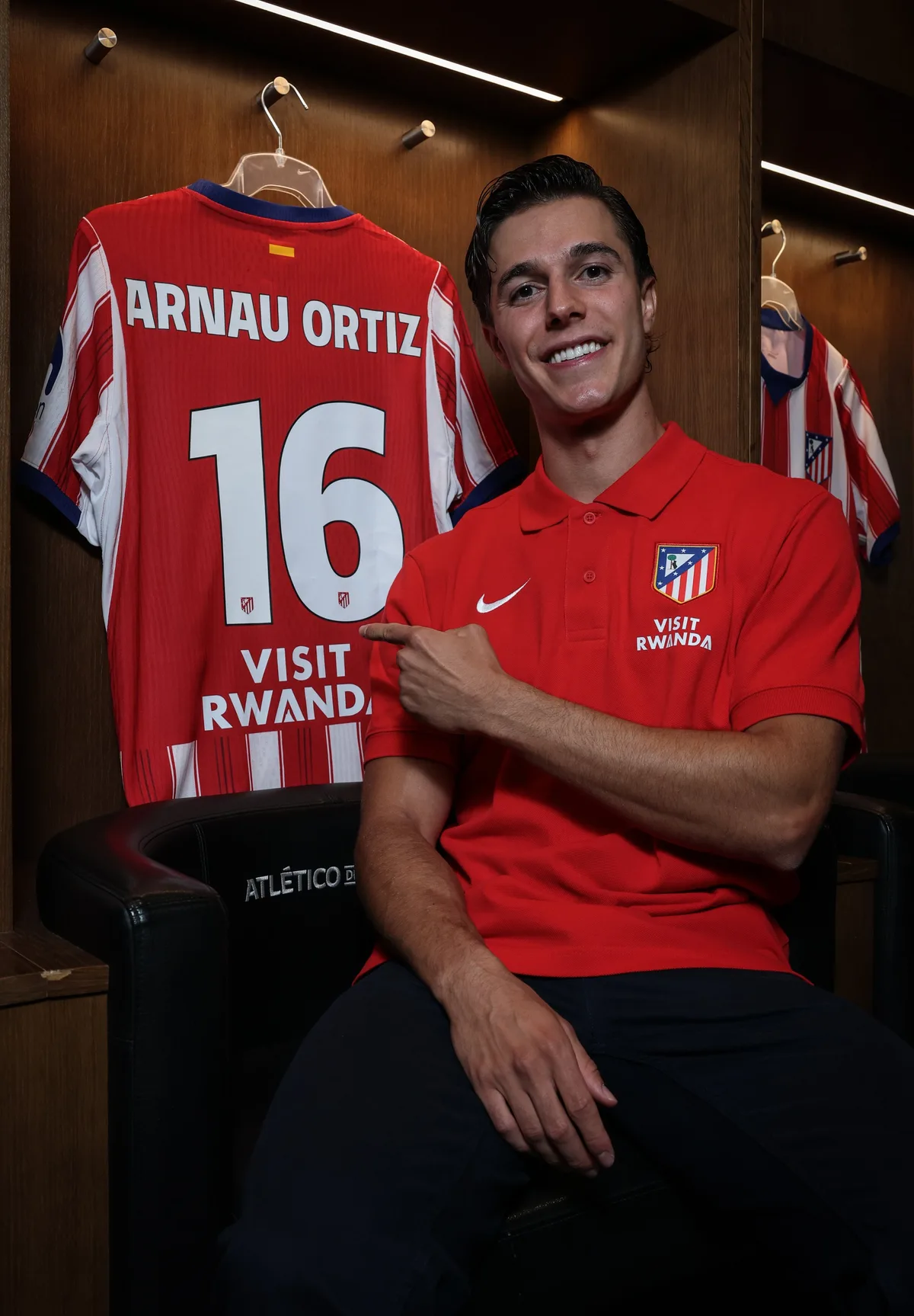 Oficial: Arnau Ortiz es jugador del primer equipo del Atlético