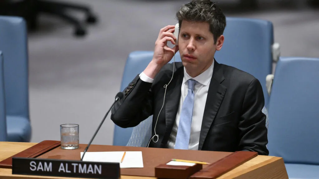 IA : à l'ONU, les patrons d'Anthropic et OpenAI exhortent à la vigilance et la coopération