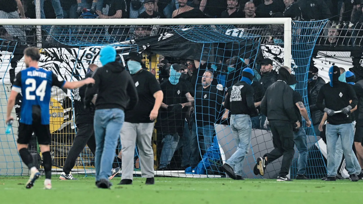 Gewalt im Stadion: Minister lädt nach Derby-Ausschreitungen zum Krisentreffen