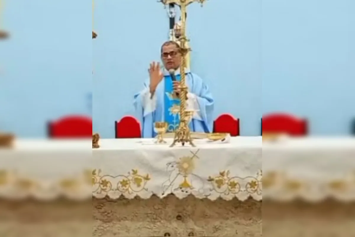 Padre interrompe missa durante tiroteio e pede “calma” aos fiéis