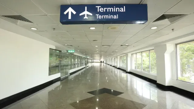 Corpo de jovem encontrado durante inspeção a avião na Malásia