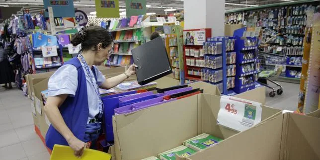 Rentrée scolaire : pourquoi les prix des fournitures sont en baisse, mais devraient augmenter après septembre