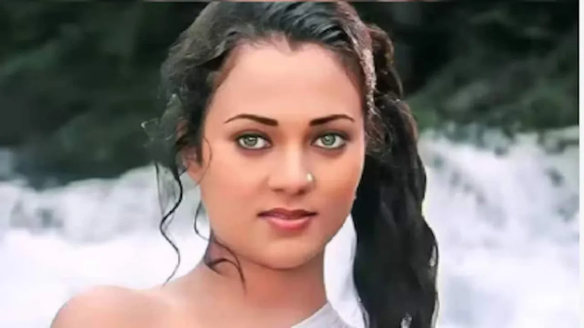 'Didn't Feel Any Vulgarity': Mandakini On Ram Teri Ganga Maili's Controversial Waterfall Scene