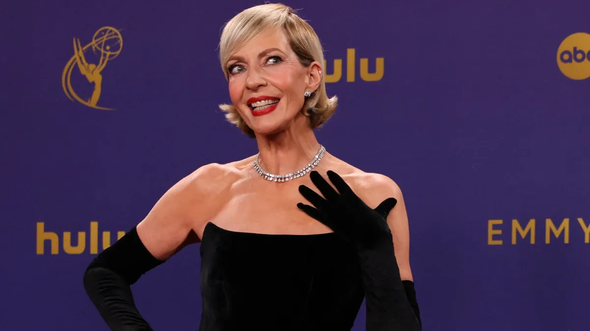 Allison Janney revela el insólito comentario que recibió por su físico al comenzar su carrera en Hollywood