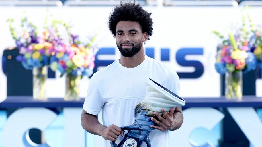 Tennis: Arthur Fils sacré à Cincinnati avant l'US Open
