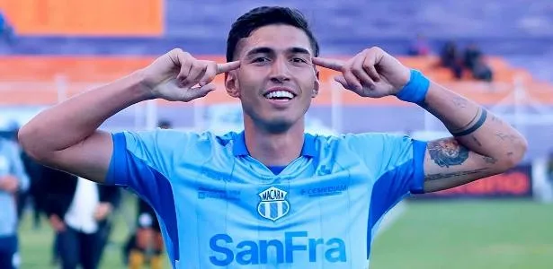 Neymar vira atração, e Macará vive contra Santos maior jogo de sua história
